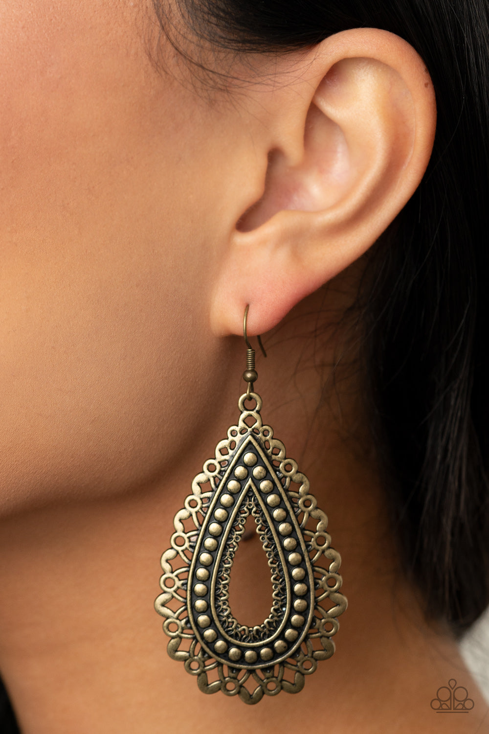 Paparazzi ♥ Texture Garden - Brass ♥ Earrings