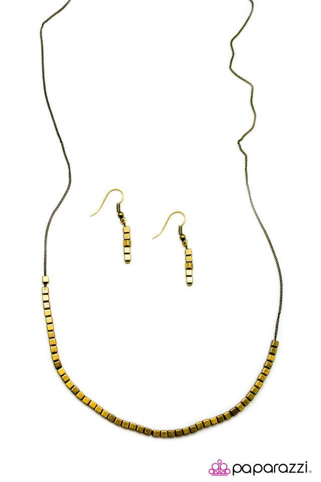 Paparazzi ♥ The Bold and The Beautiful - Brass ♥ Necklace