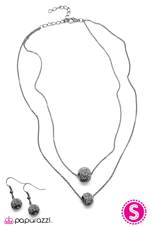 Paparazzi ♥ Disco Inferno - Black ♥ Necklace