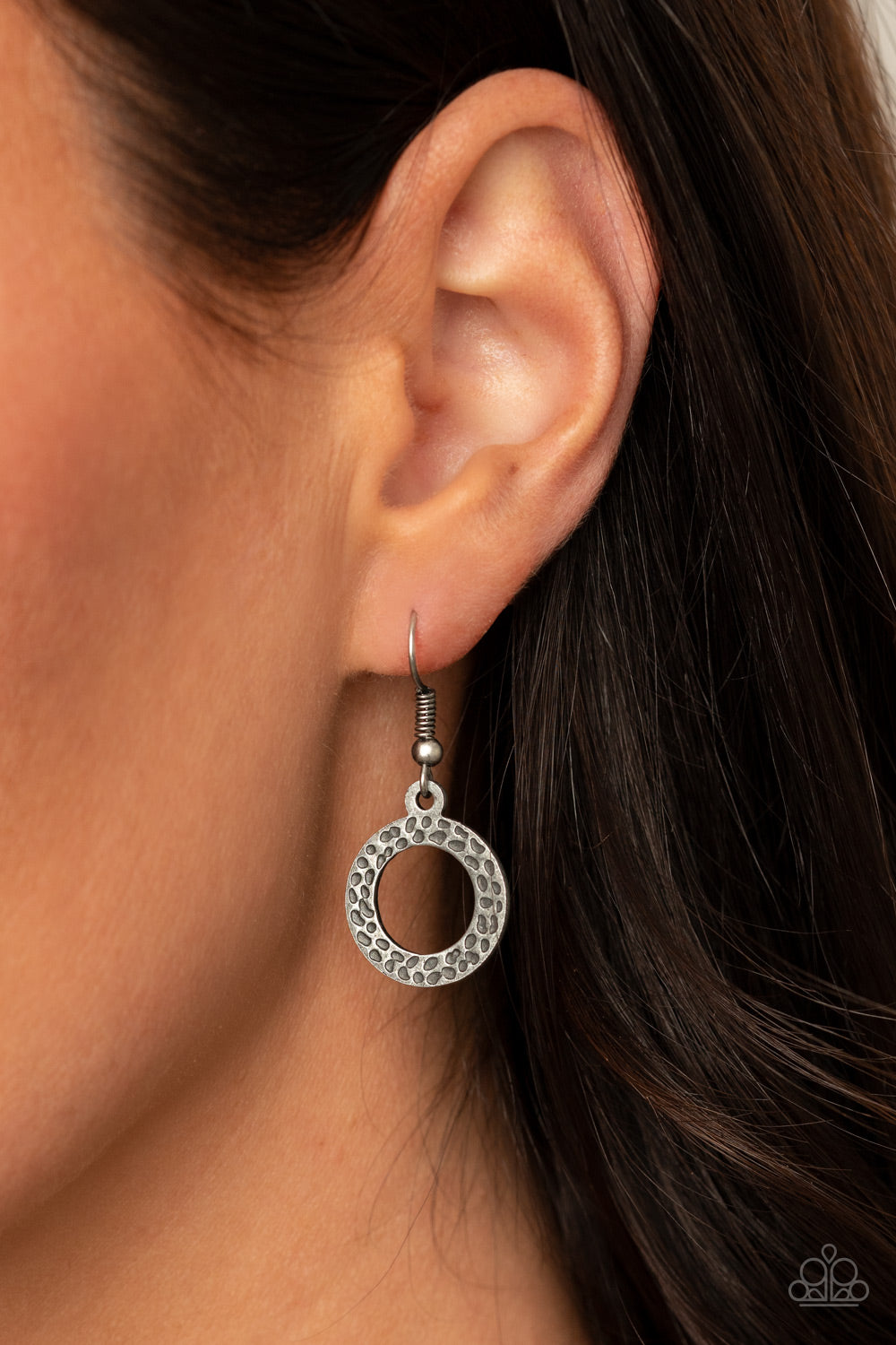 Paparazzi ♥ Terra Adventure - Silver ♥ Necklace