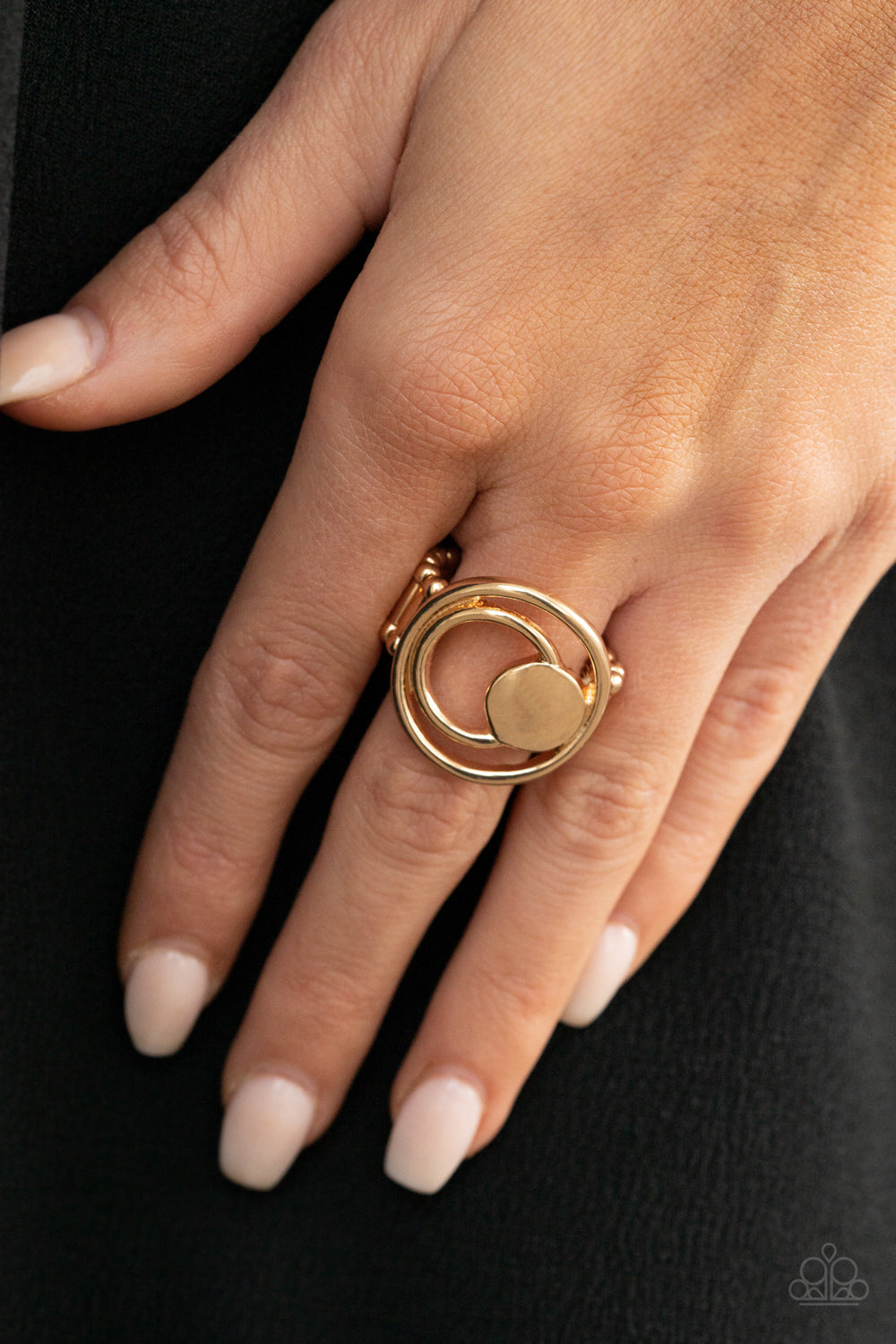 Paparazzi ♥ Edgy Eclipse - Gold ♥ Ring