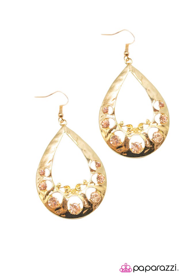 Paparazzi ♥ Bohemian Rhapsody - Gold ♥ Earrings
