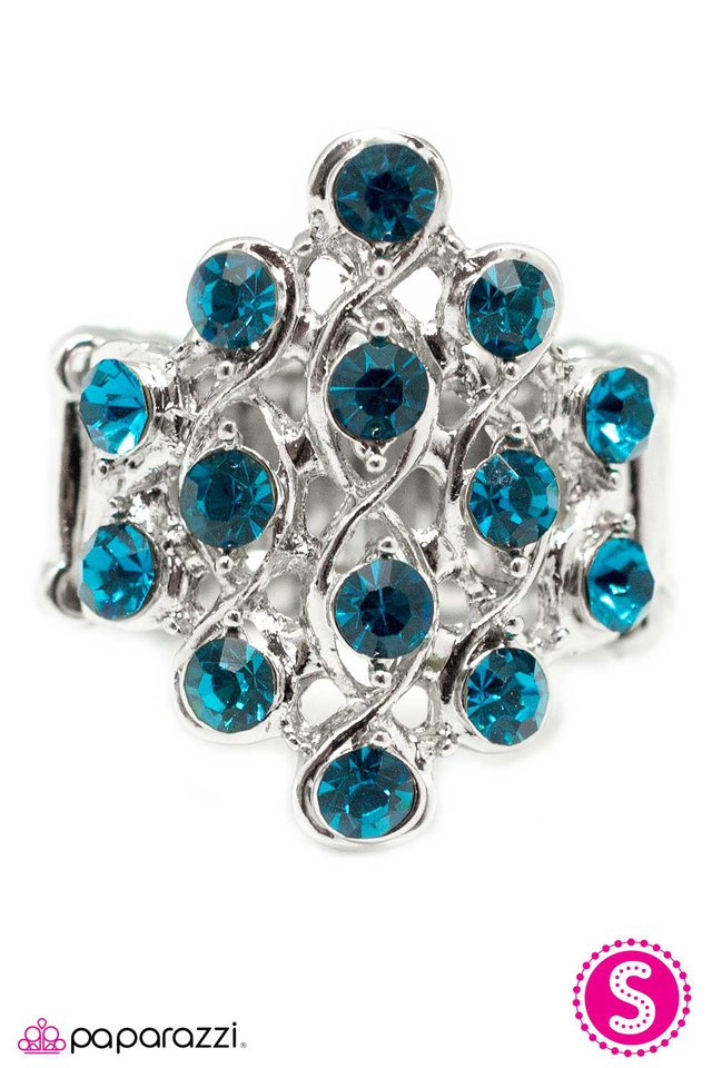 Paparazzi ♥ Showstopper - Blue ♥ Ring