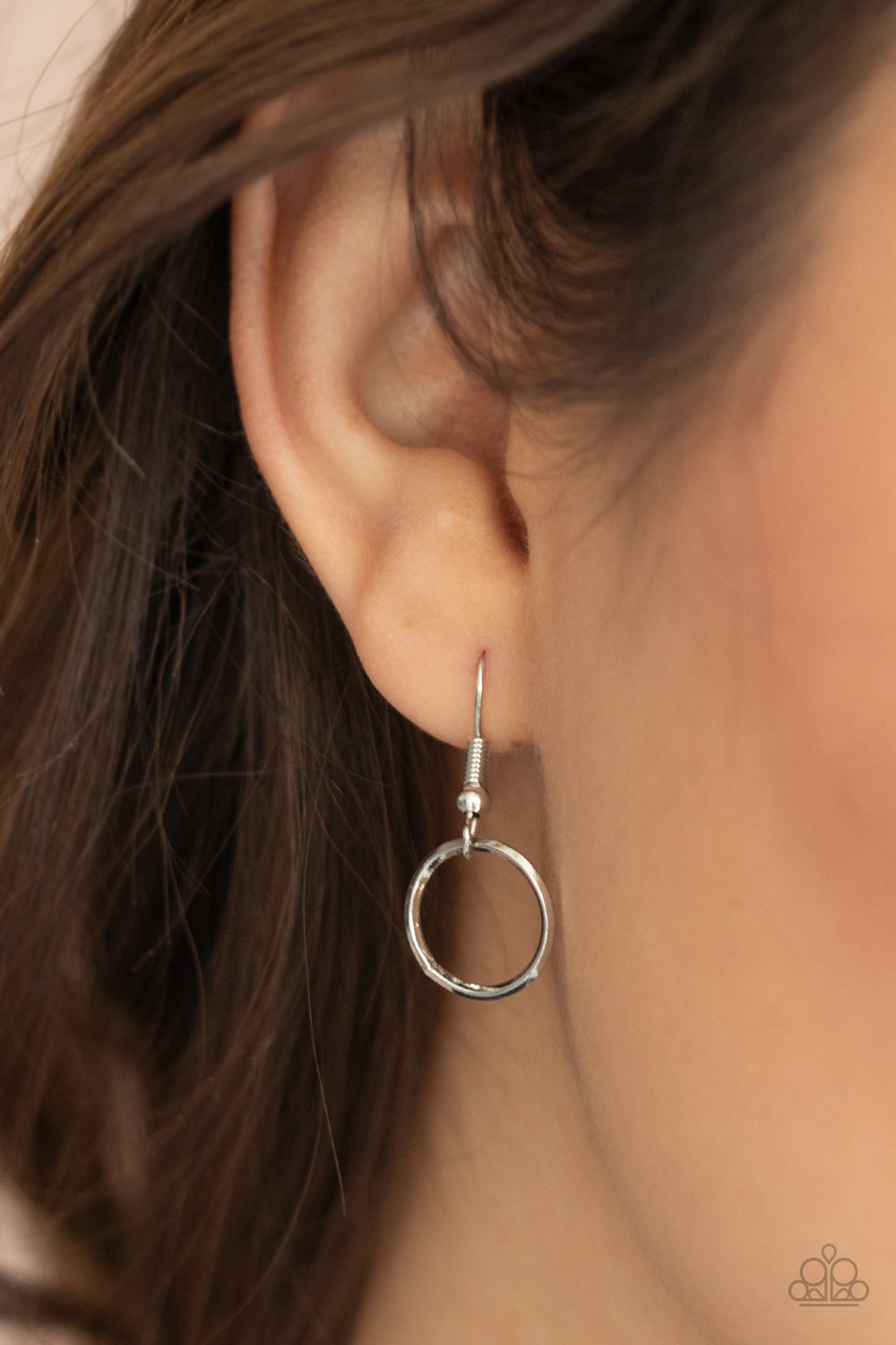 Paparazzi ♥ Revolutionary Radiance - Silver ♥ Necklace