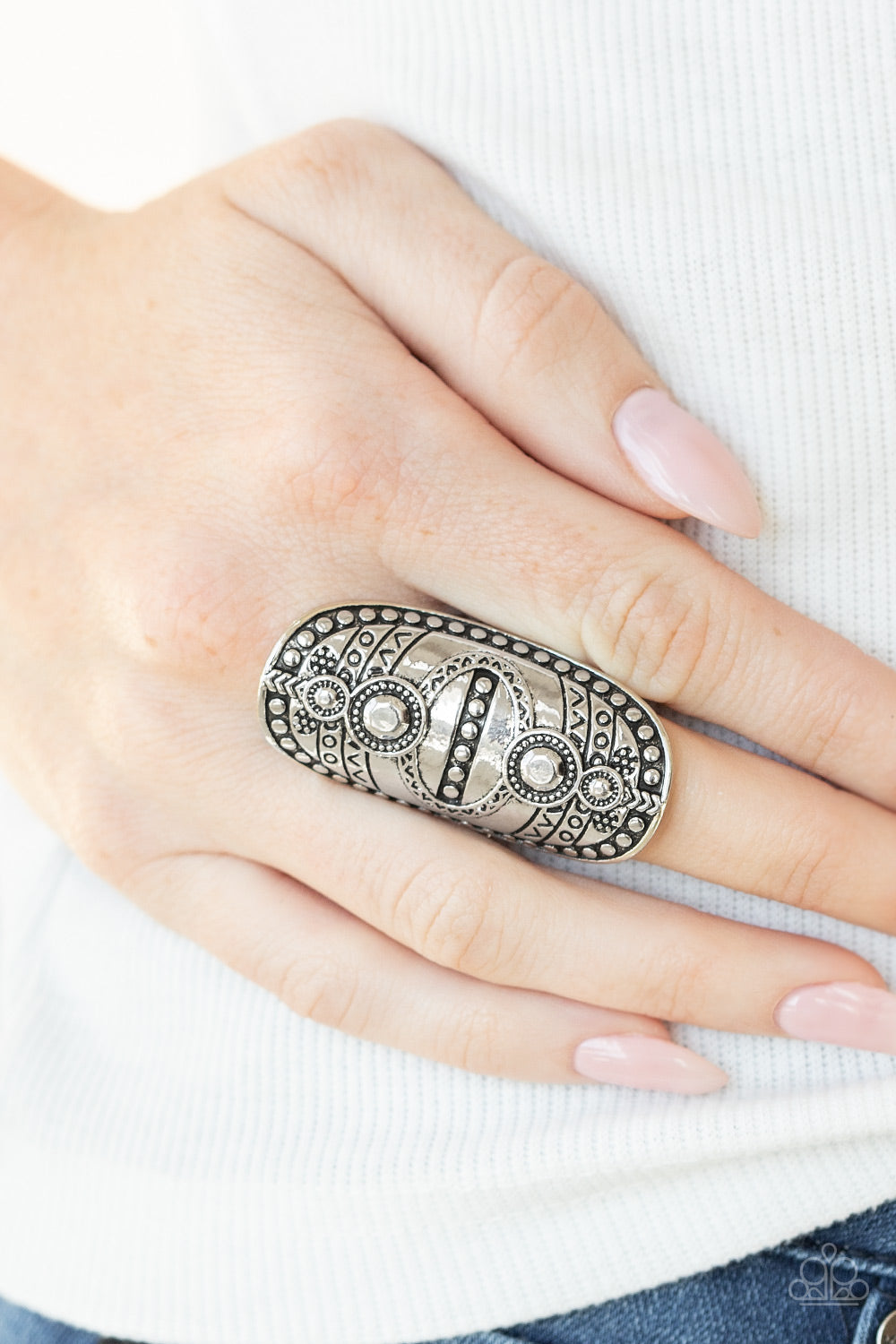 Paparazzi ♥ Tiki Trail - Silver ♥ Ring