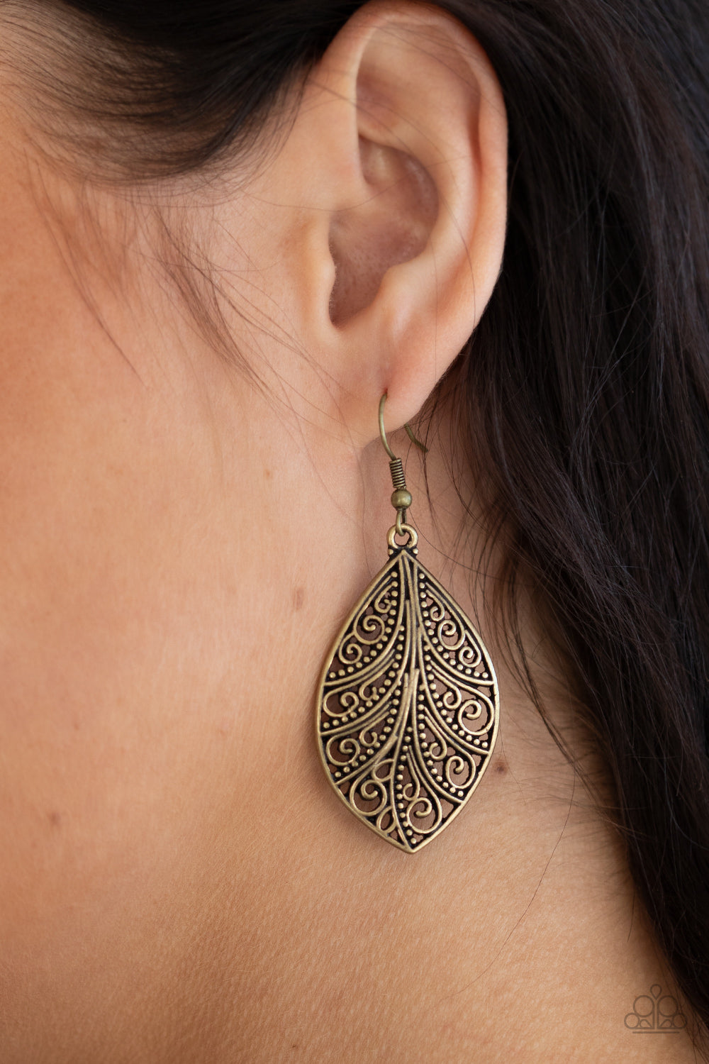 Paparazzi ♥ One VINE Day - Brass ♥ Earrings