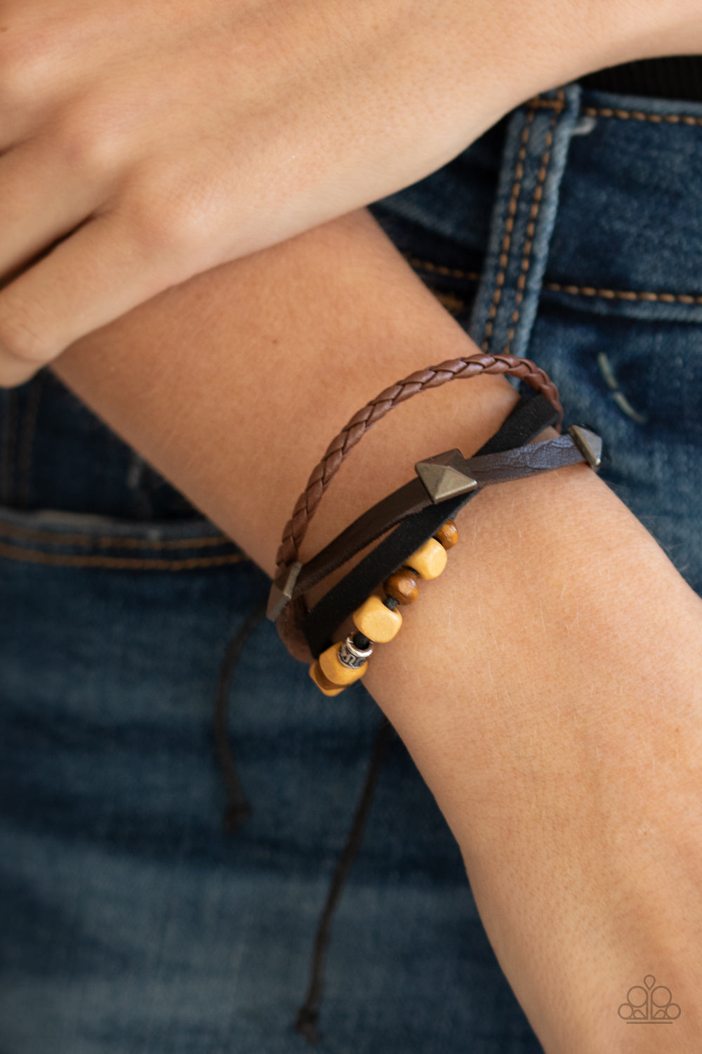 Paparazzi ♥ Solo Climb - Brown ♥ Bracelet