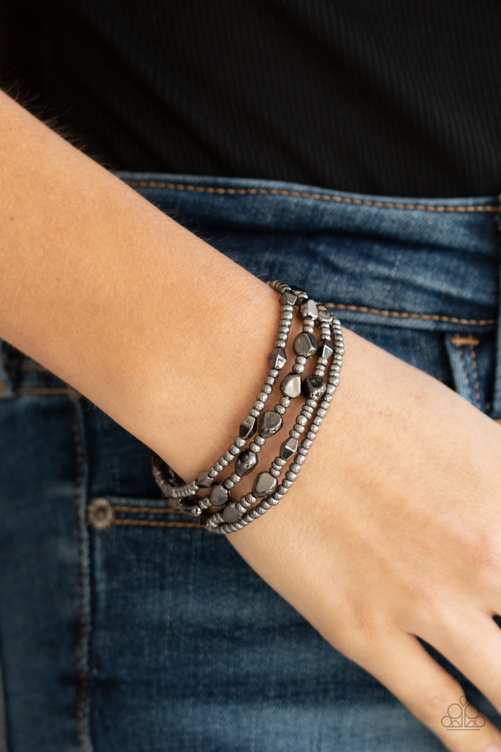 Paparazzi ♥ Fashionably Faceted - Black ♥ Bracelet