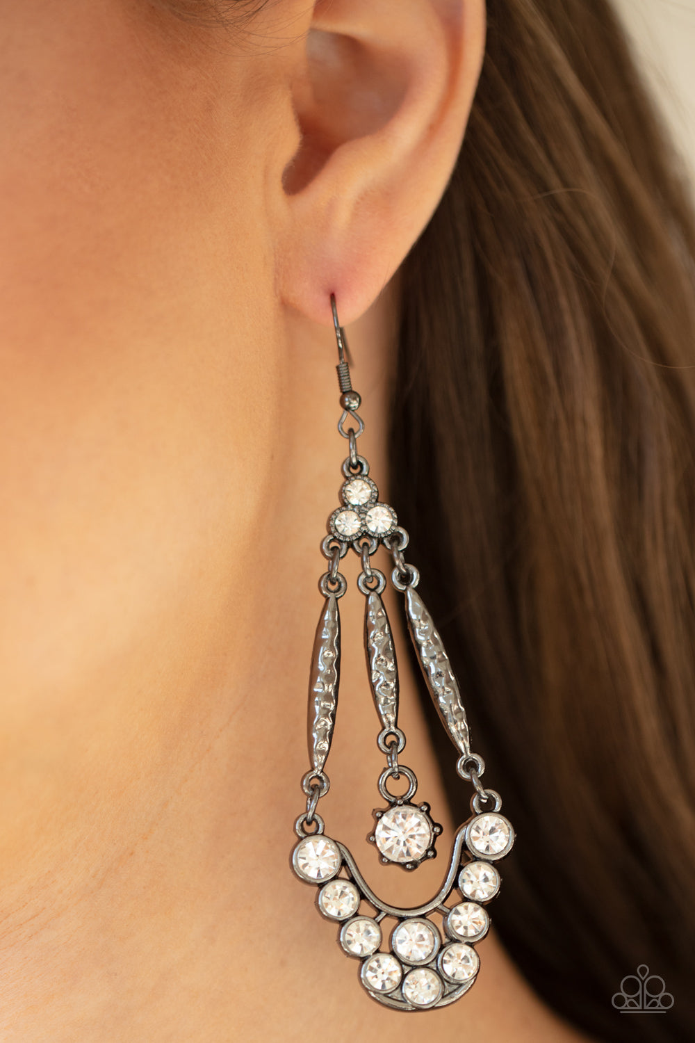 Paparazzi ♥ High-Ranking Radiance - Black ♥ Earrings
