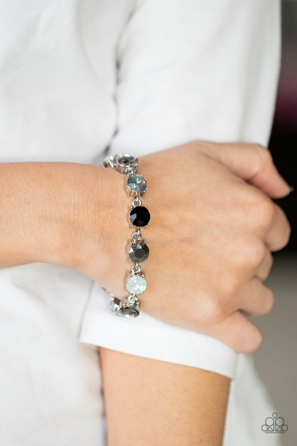 Paparazzi ♥ Celestial Couture - Black ♥ Bracelet