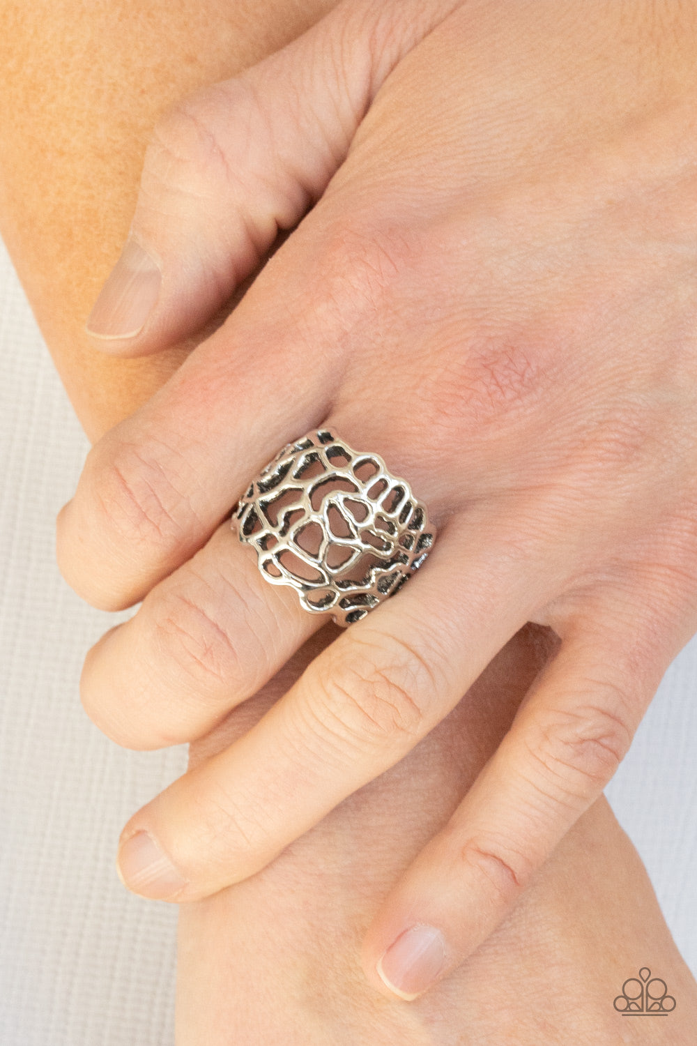 Paparazzi ♥ Get Your FRILL - Silver ♥ Ring
