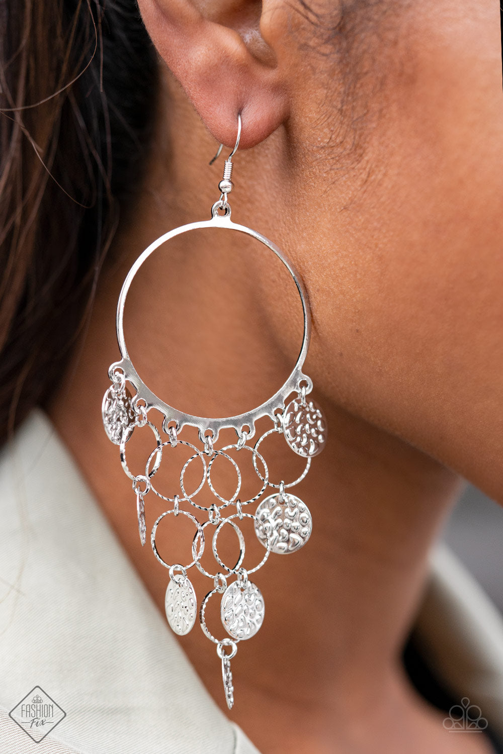 Paparazzi ♥ All CHIME High - Silver ♥ Earrings