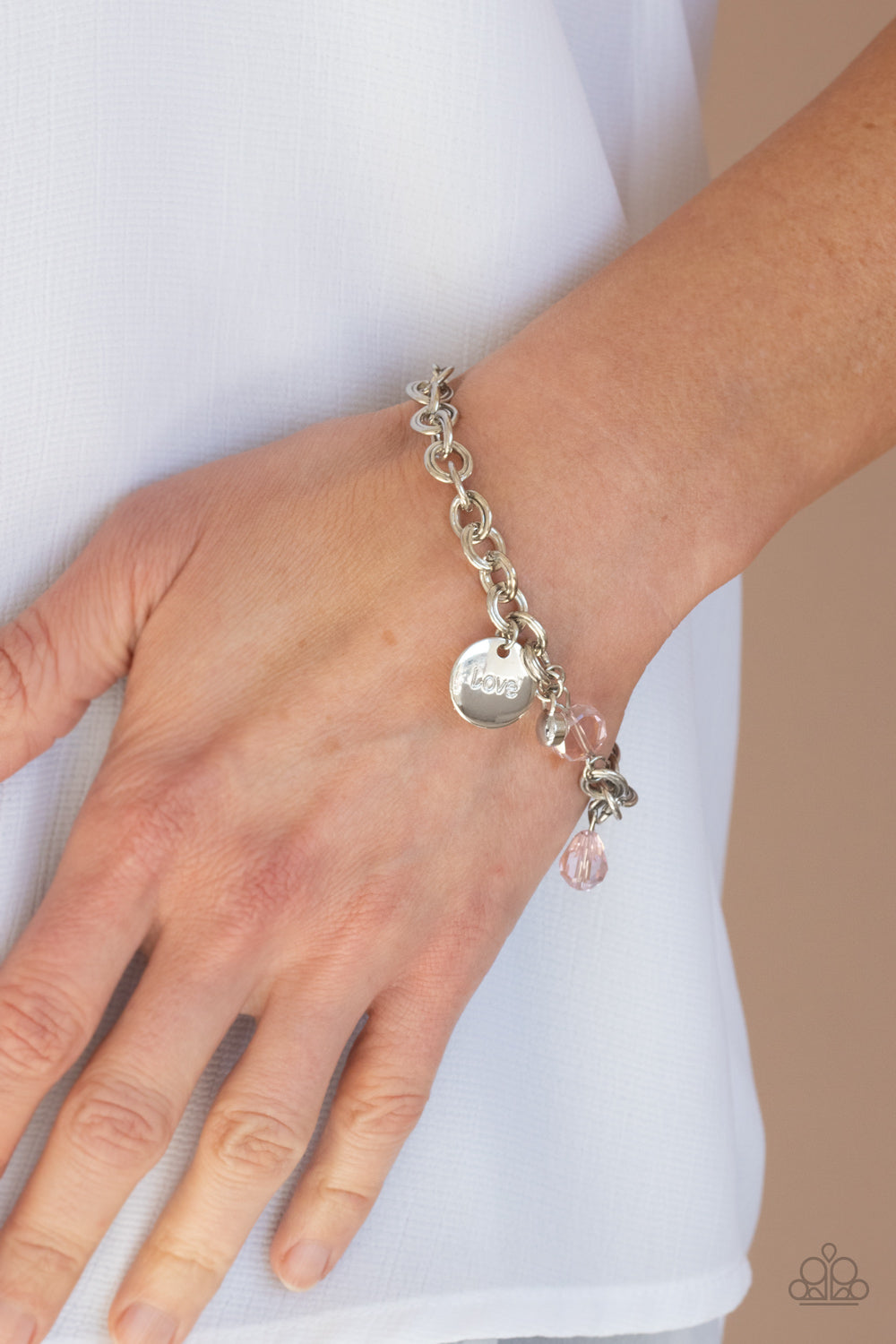 Paparazzi ♥ Lovable Luster - Pink ♥ Bracelet