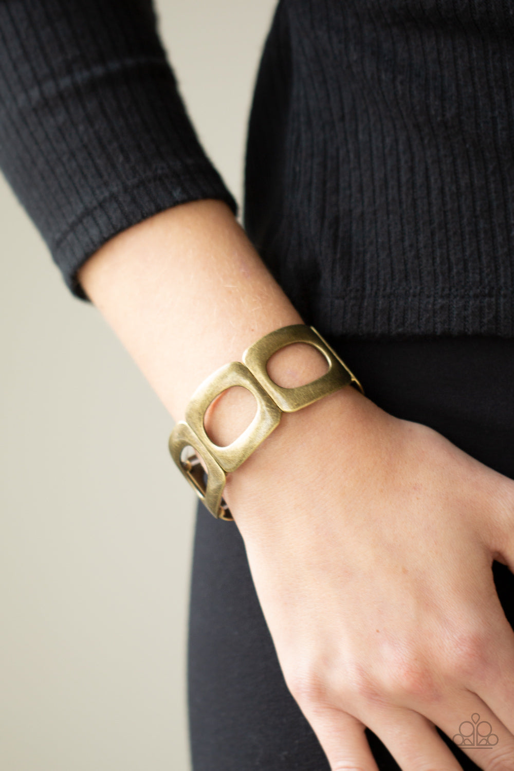 Paparazzi ♥ In OVAL Your Head - Brass ♥ Bracelet