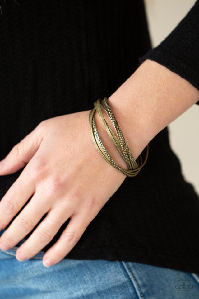 Paparazzi ♥ Trending in Tread - Brass ♥ Bracelet