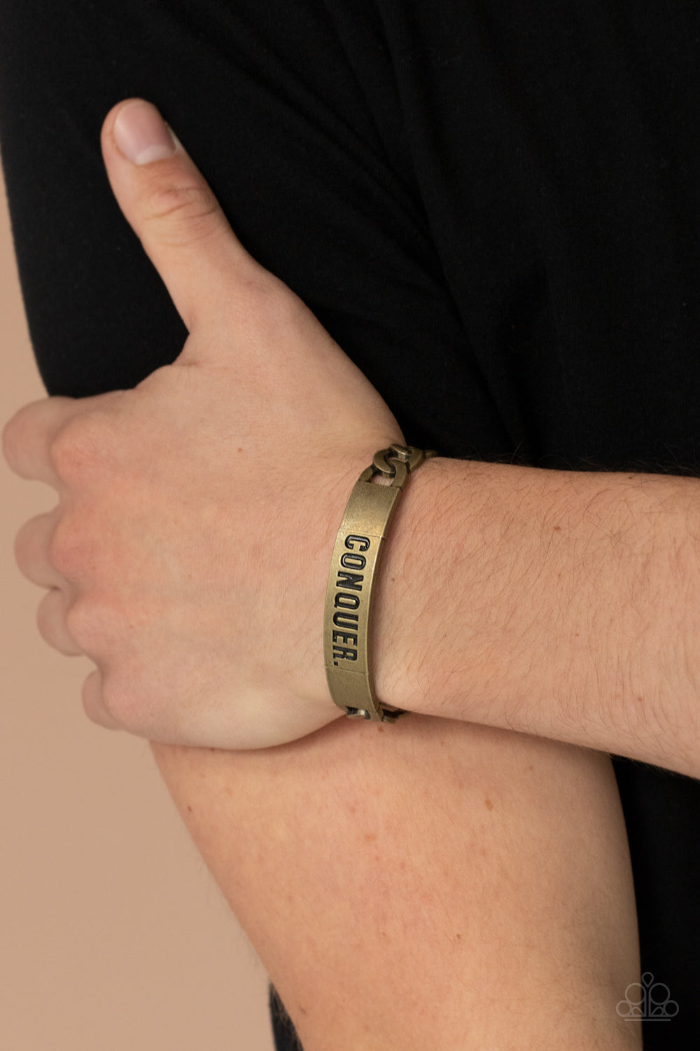 Paparazzi ♥ Conquer Your Fears - Brass ♥ Mens Bracelet