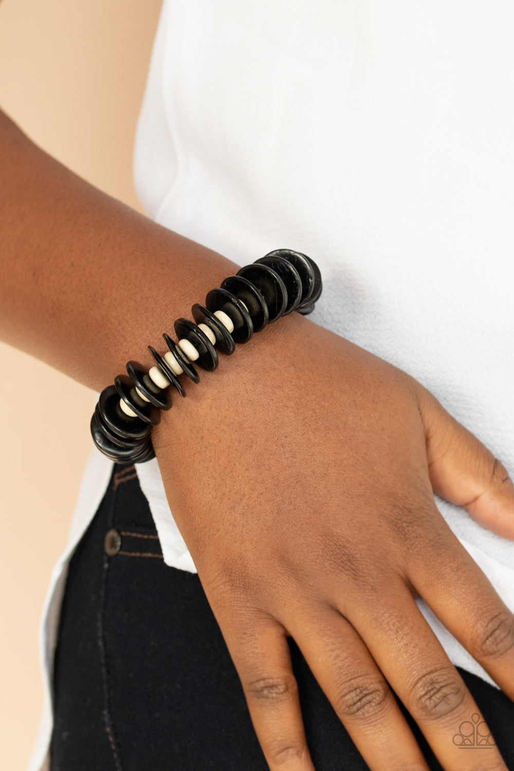 Paparazzi ♥ Caribbean Reefs - Black ♥ Bracelet