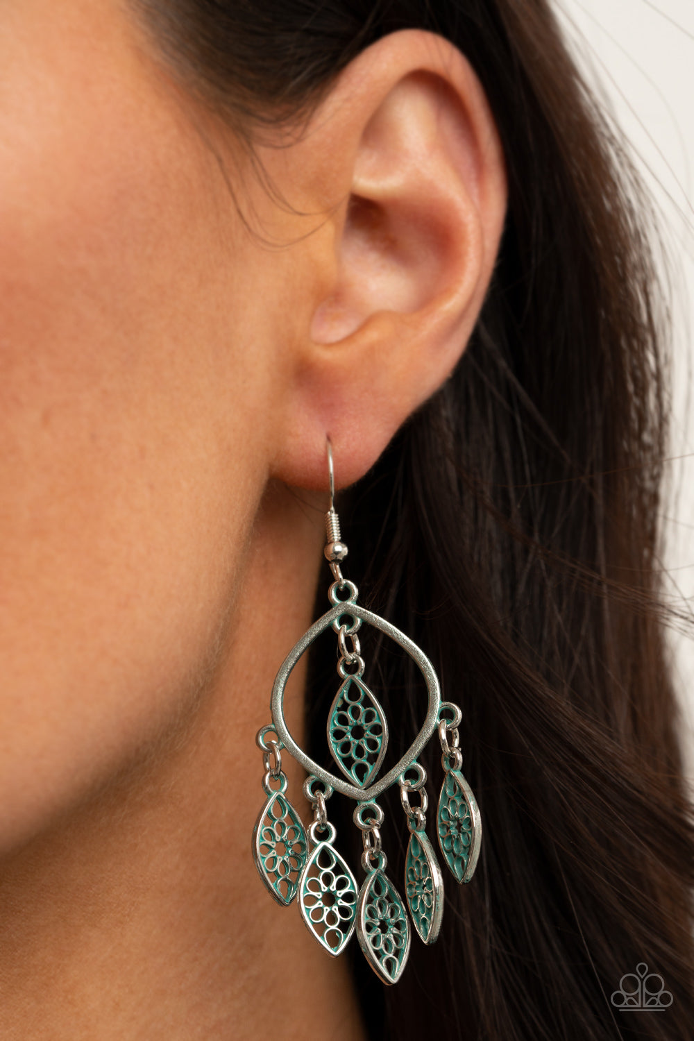 Paparazzi ♥ Artisan Garden - Silver ♥ Earrings