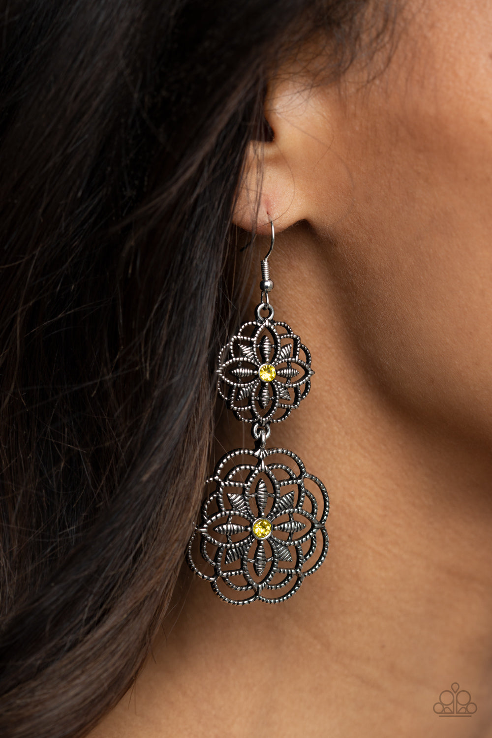 Paparazzi ♥ Mandala Mecca - Yellow ♥ Earrings