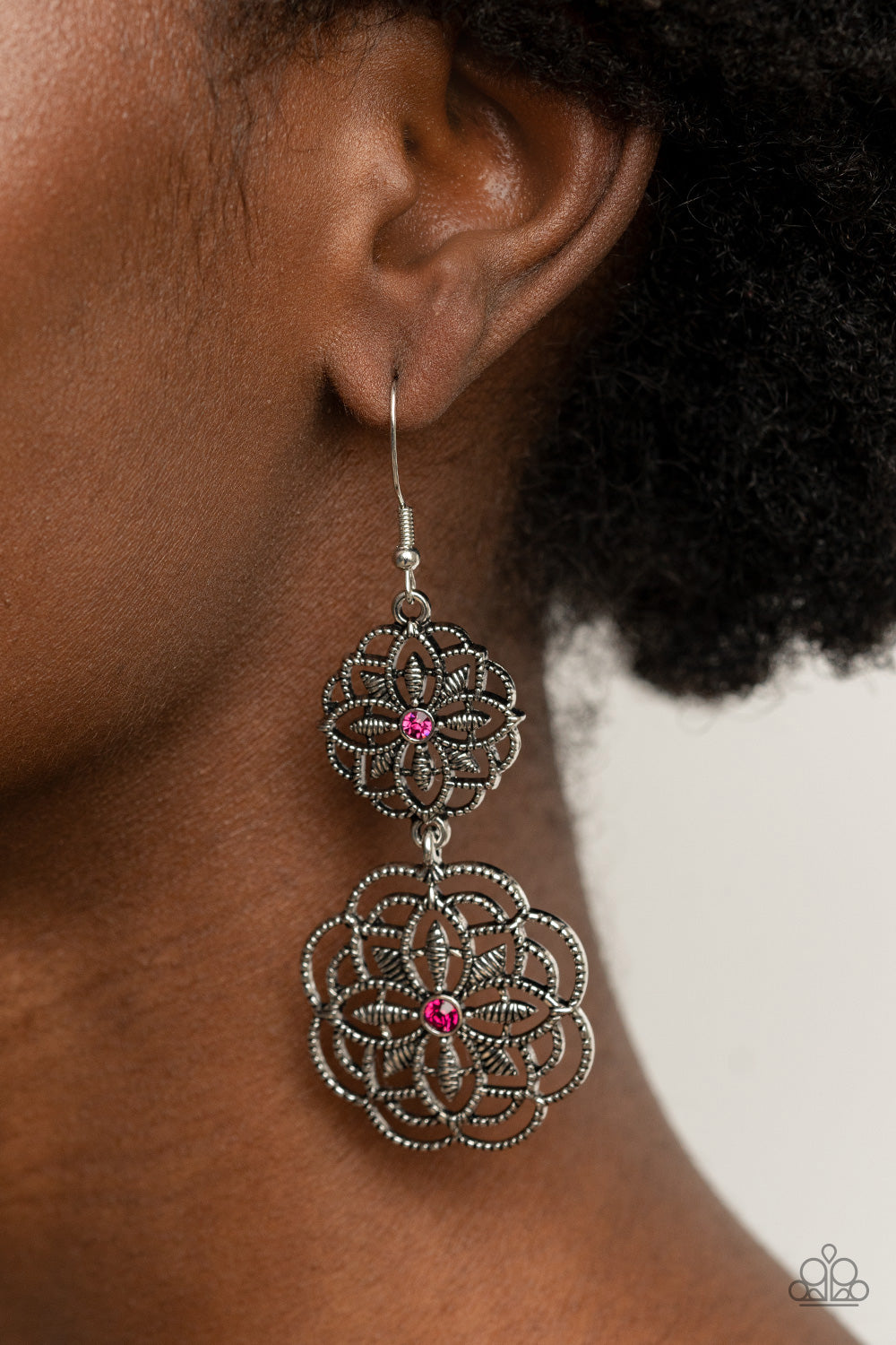 Paparazzi ♥ Mandala Mecca - Pink ♥ Earrings