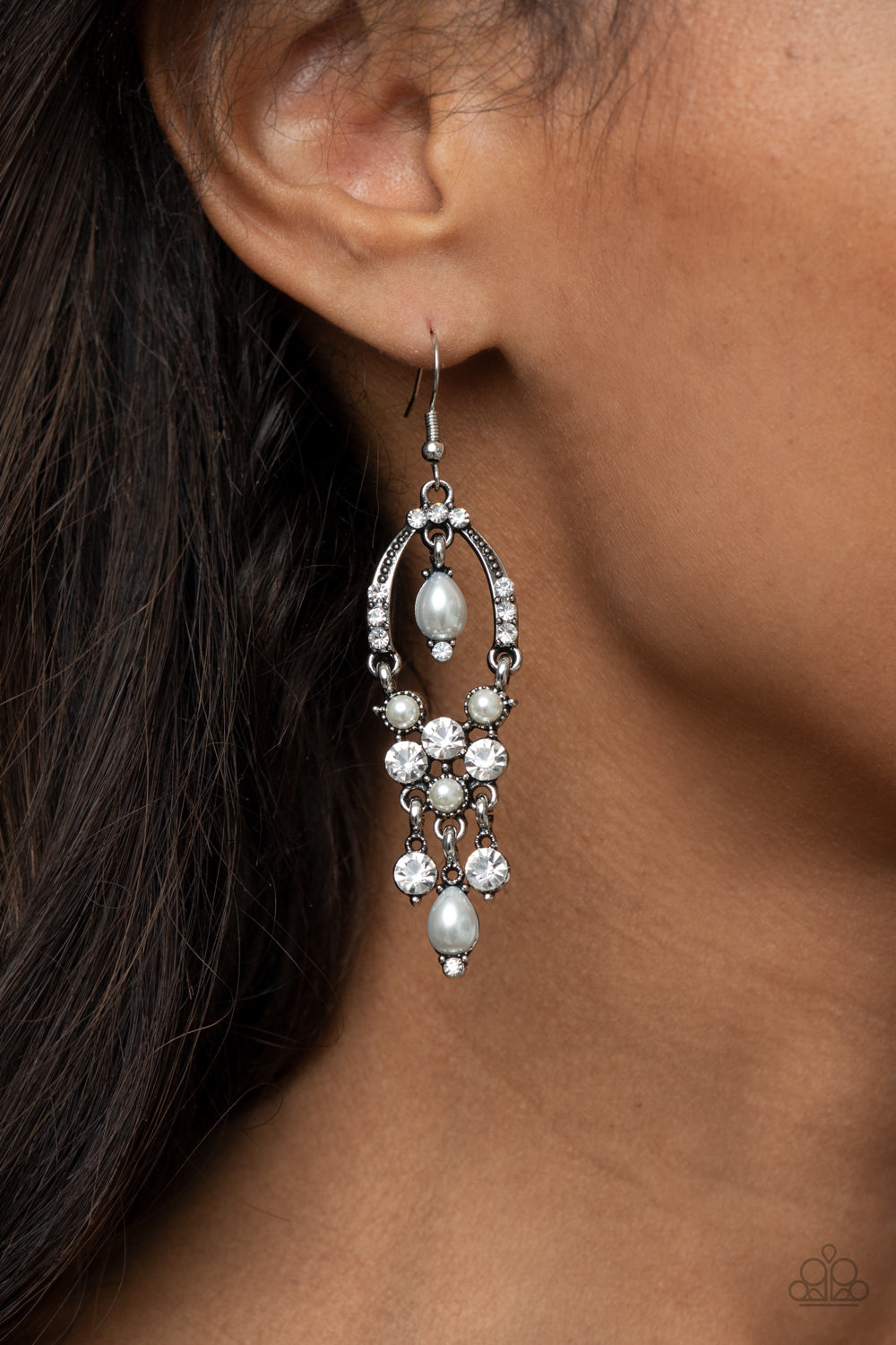 Paparazzi ♥ Back In The Spotlight - White ♥ Earrings