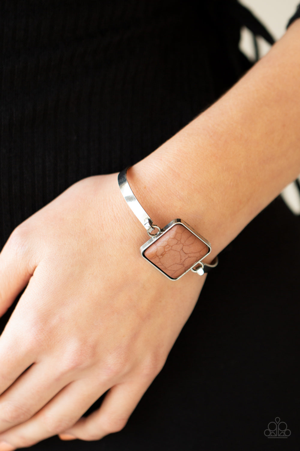 Paparazzi ♥ Turning a CORNERSTONE - Brown ♥ Bracelet