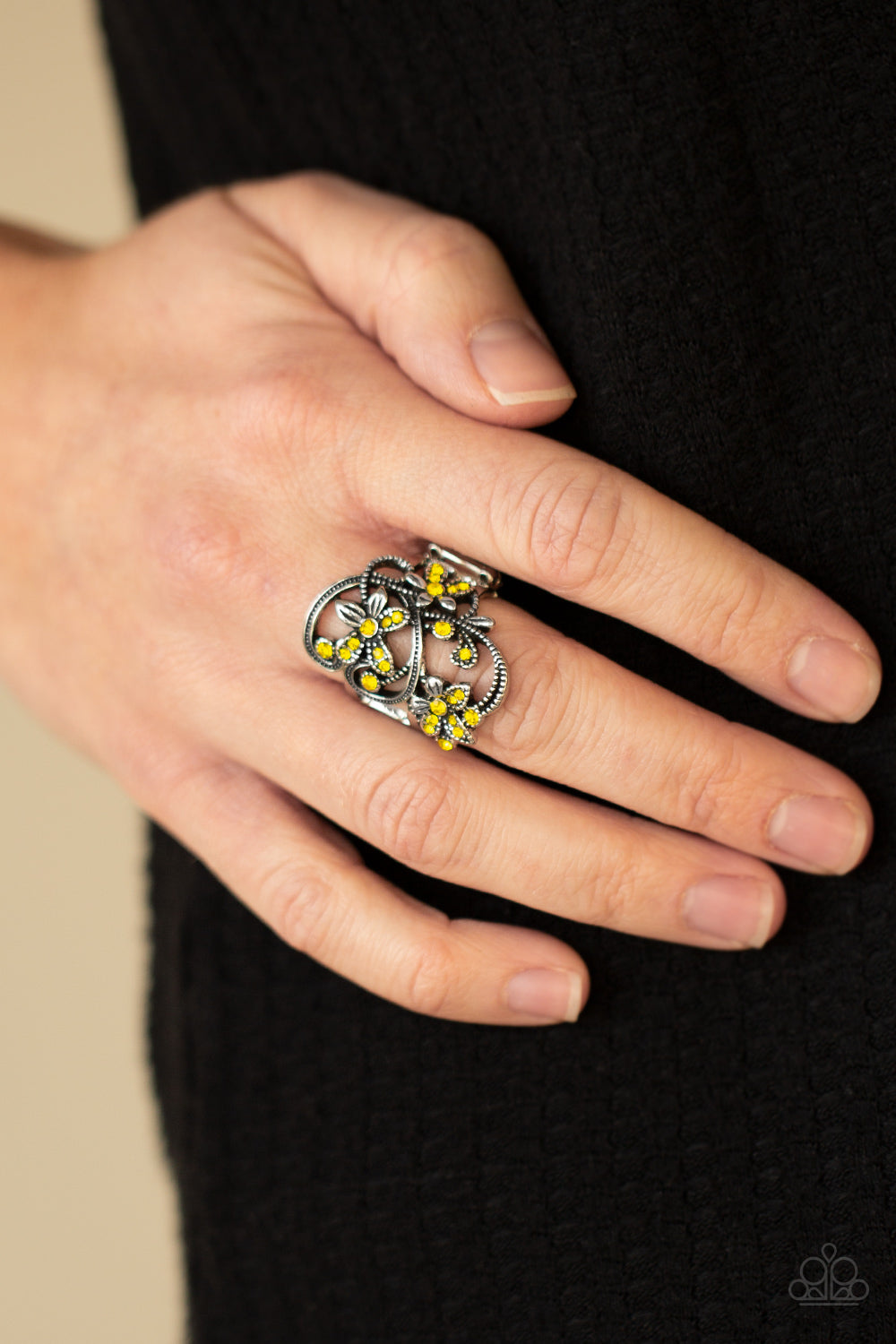Paparazzi ♥ Bouquet Toss - Yellow ♥ Ring