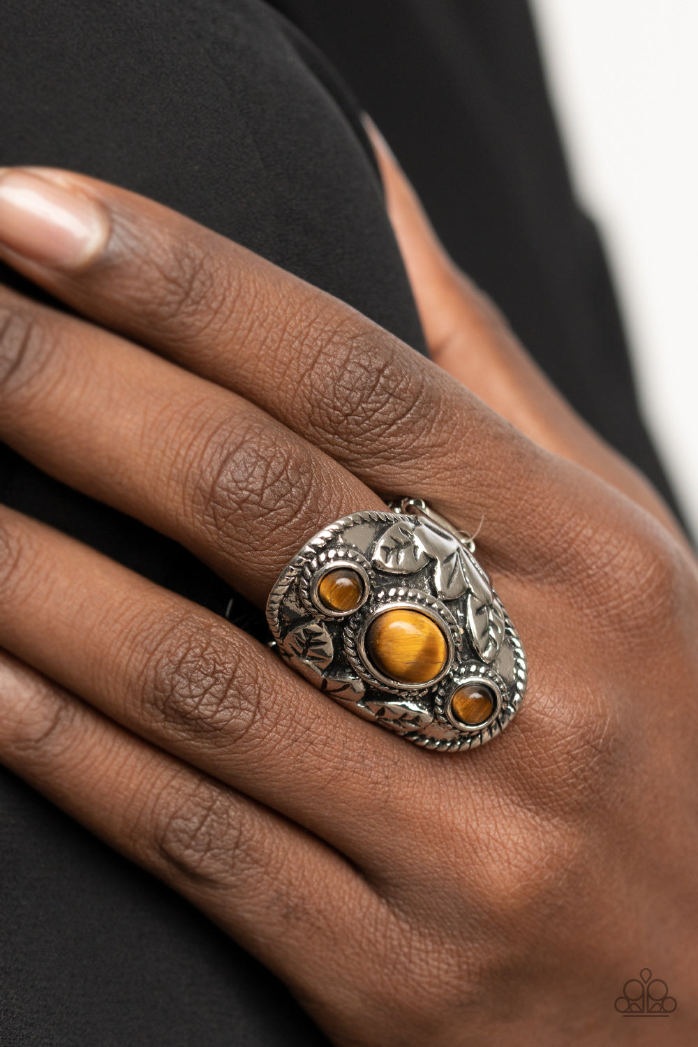 Paparazzi ♥ PALMS Up - Brown ♥ Ring