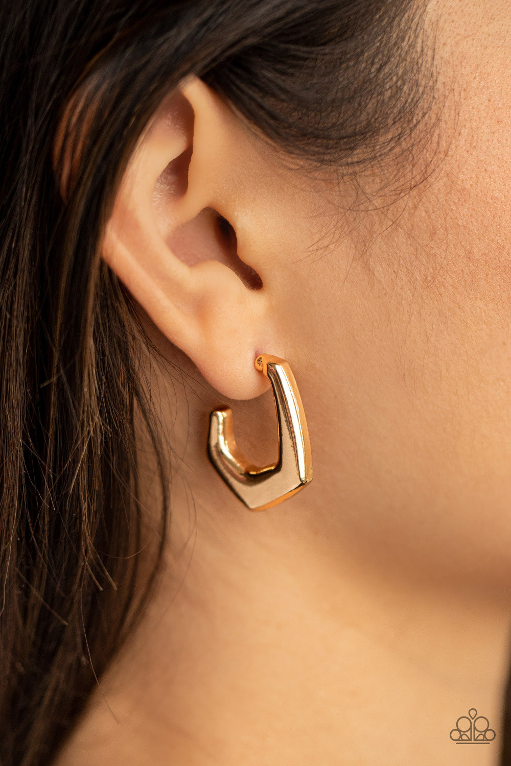 Paparazzi ♥ On The Hook - Gold ♥ Earrings