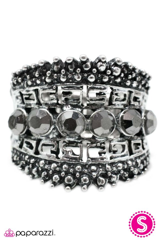 Paparazzi ♥ Attention, Please! - Silver ♥ Ring