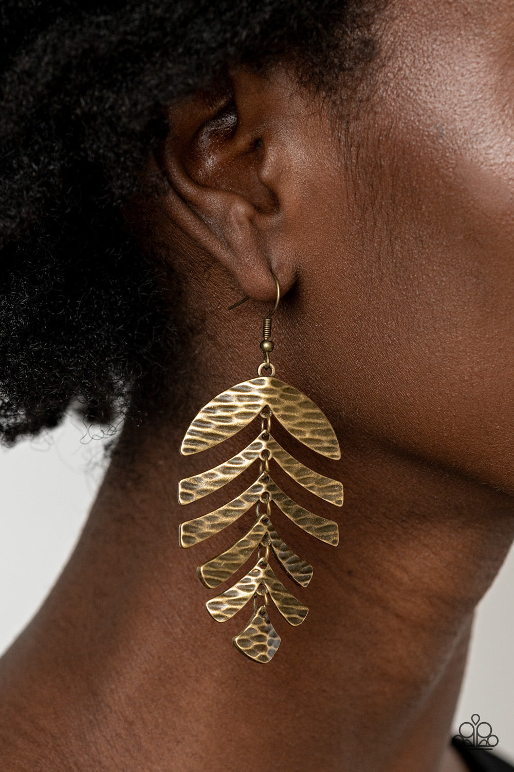 Paparazzi ♥ Palm Lagoon - Brass ♥ Earrings