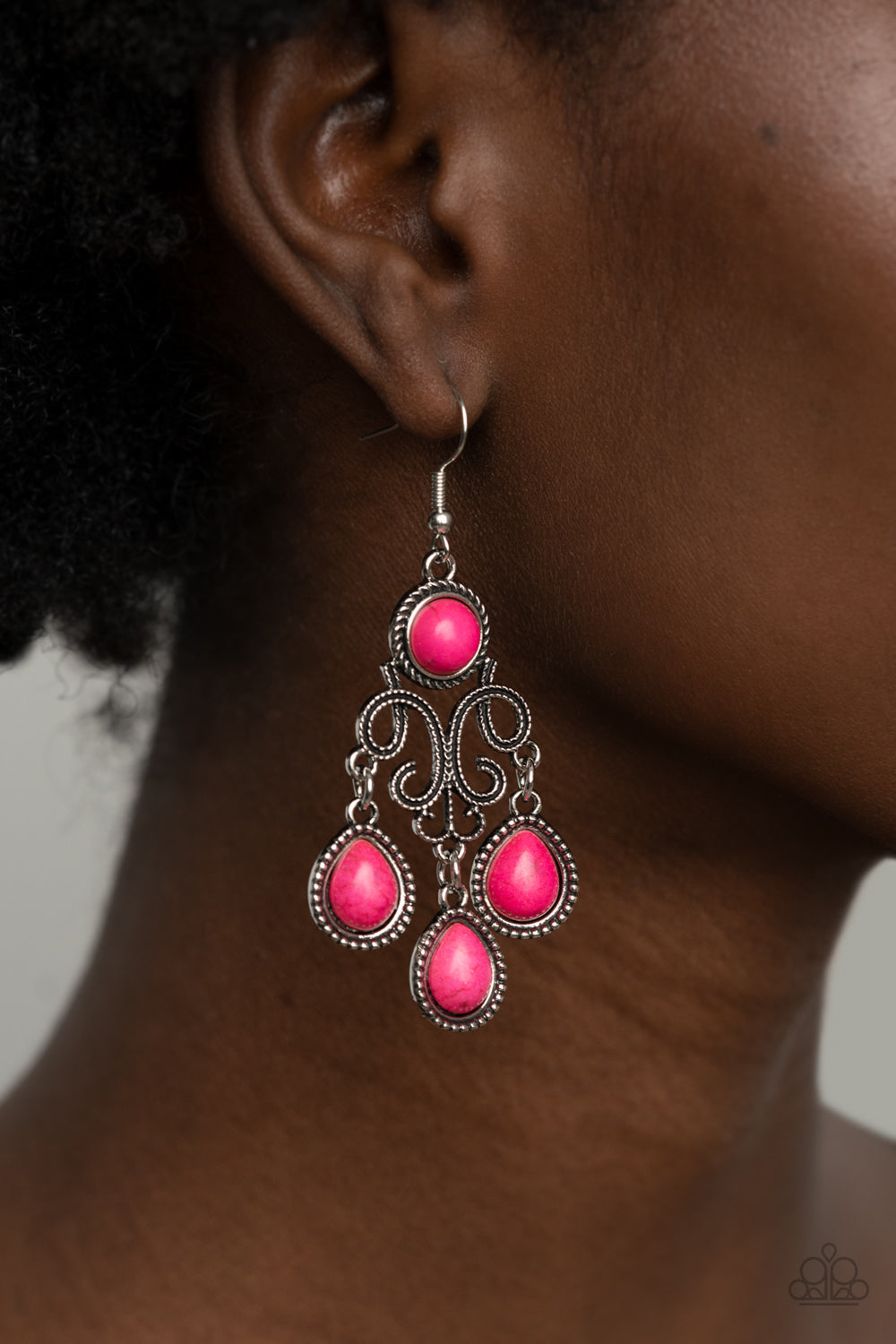 Paparazzi ♥ Canyon Chandelier - Pink ♥ Earrings