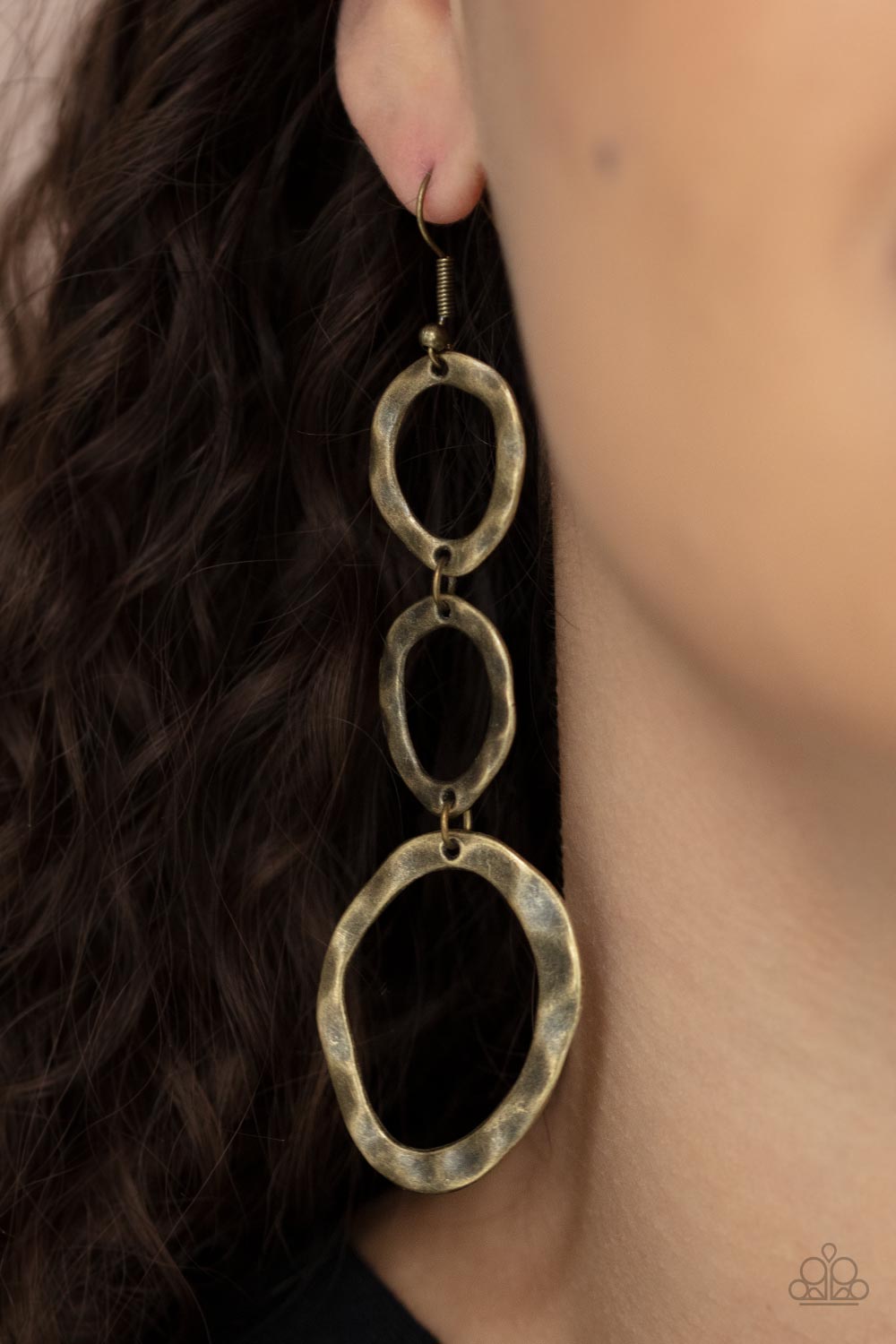 Paparazzi ♥ So OVAL It! - Brass ♥ Earrings