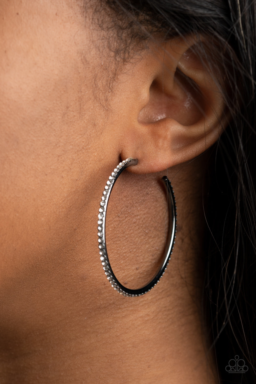 Paparazzi ♥ By Popular Vote - Black ♥ Earrings