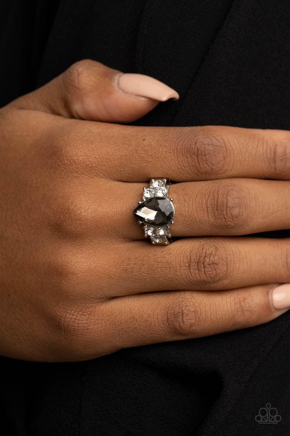Paparazzi ♥ Happily Ever Eloquent - Silver ♥ Ring