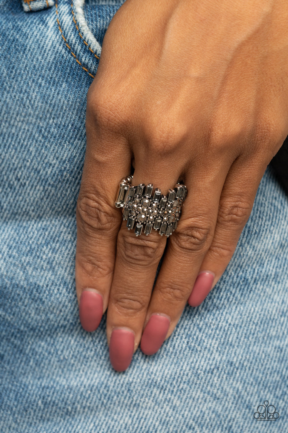 Paparazzi ♥ Urban Empire - Silver ♥ Ring