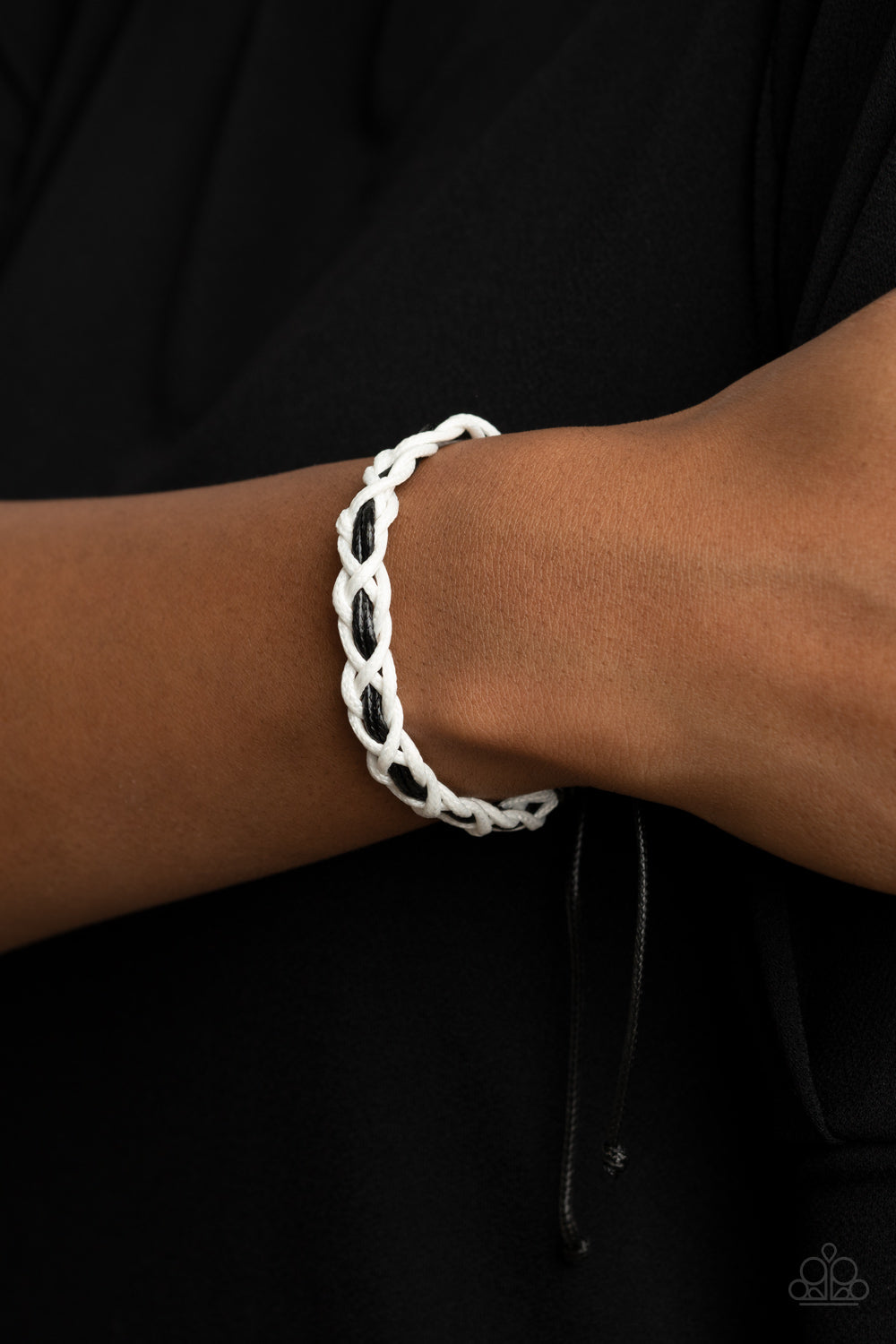 Paparazzi ♥ Wanderlust Vibes - White ♥ Bracelet