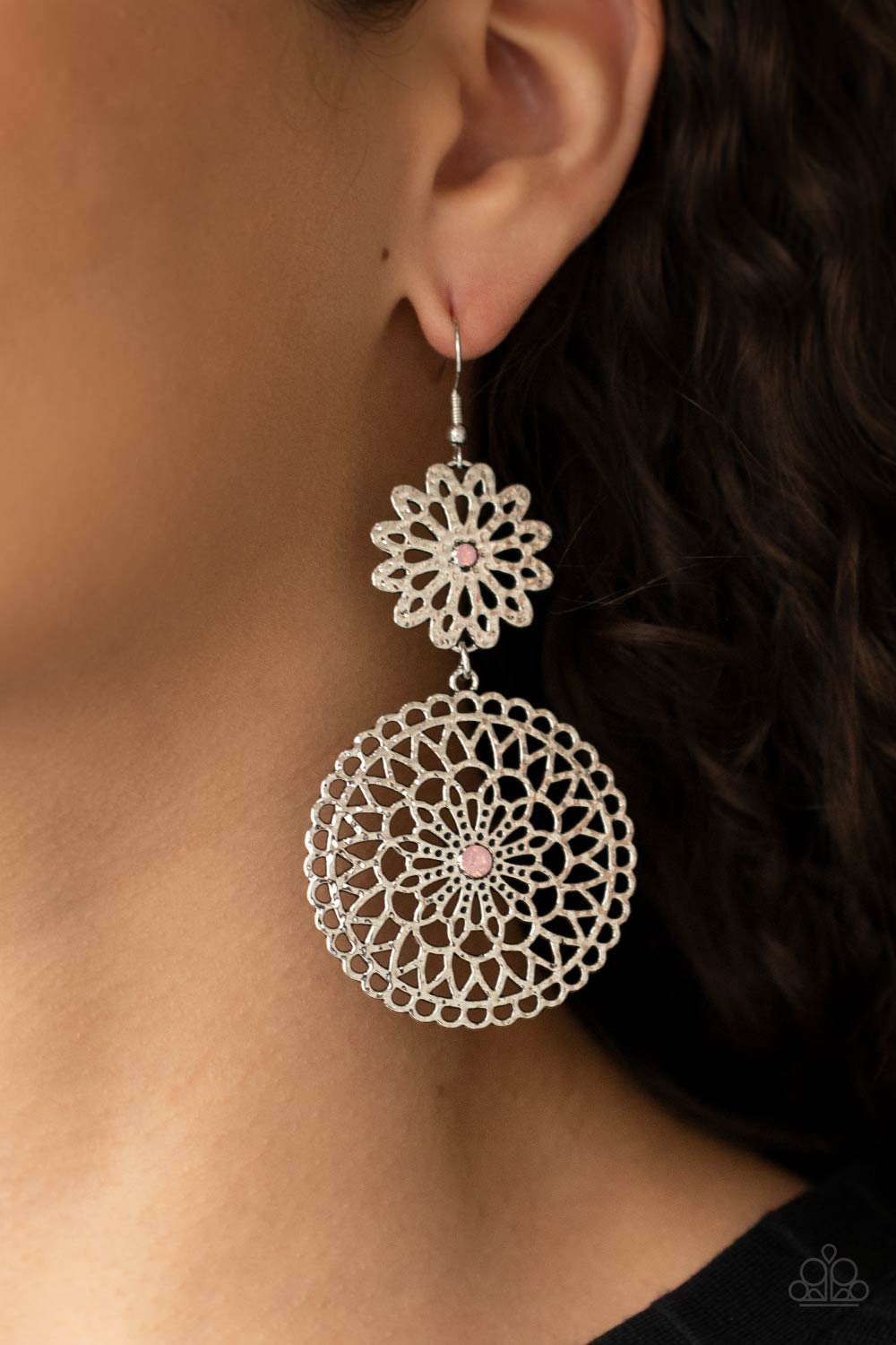 Paparazzi ♥ Garden Mantra - Pink ♥ Earrings