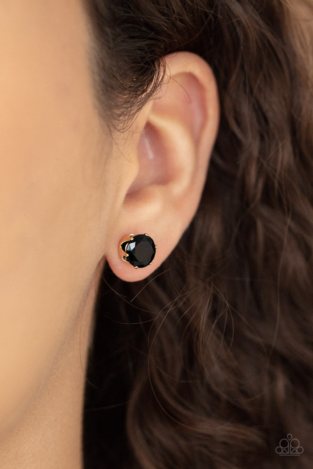 Paparazzi ♥ Modest Motivation - Gold ♥ Post Earrings