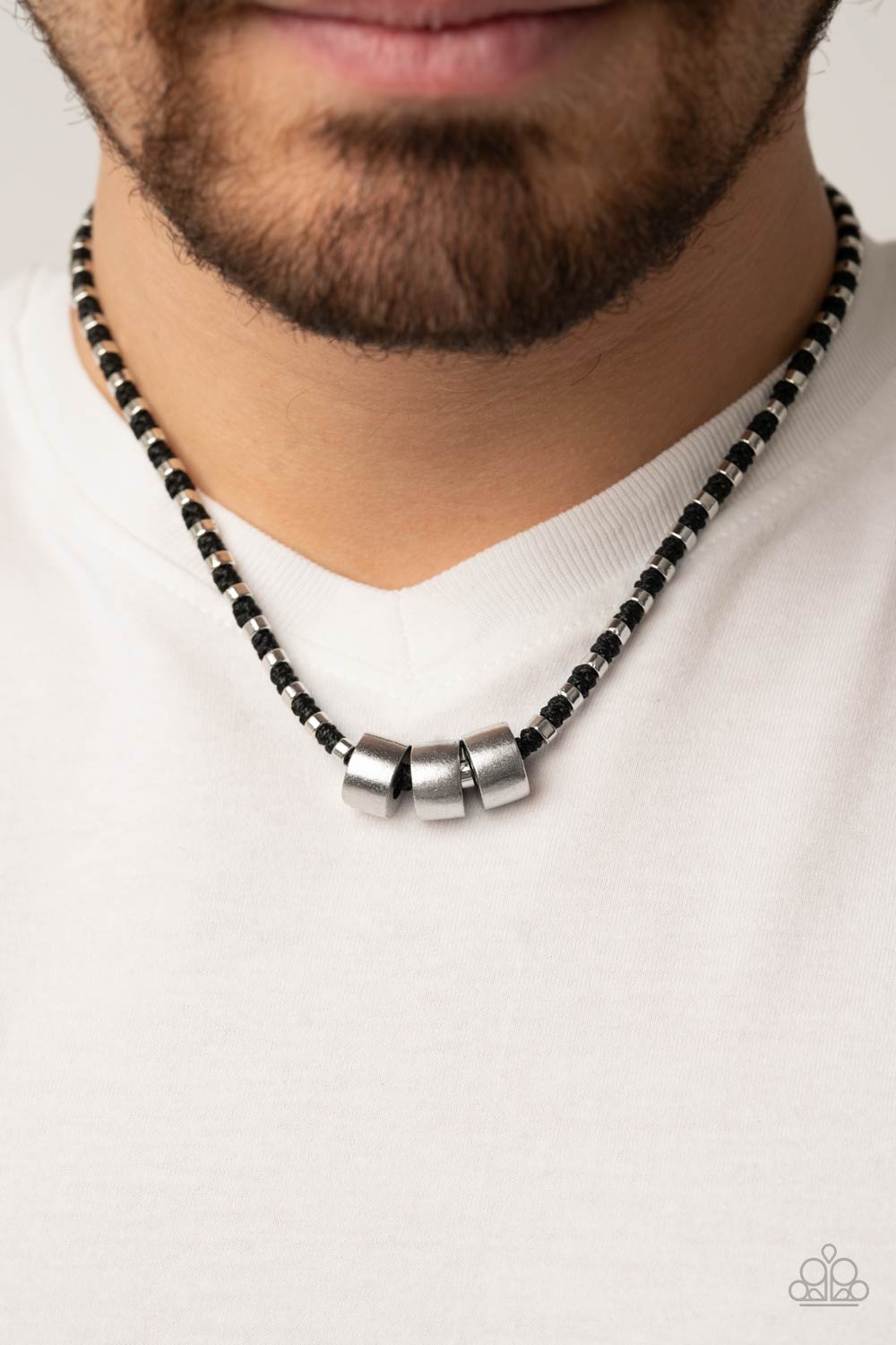 Paparazzi ♥ Pull The Ripcord - Black ♥ Necklace