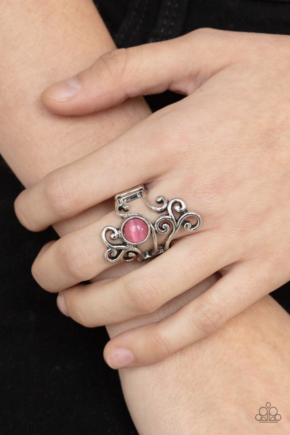 Paparazzi ♥ Glimmering Grapevines - Pink ♥ Ring