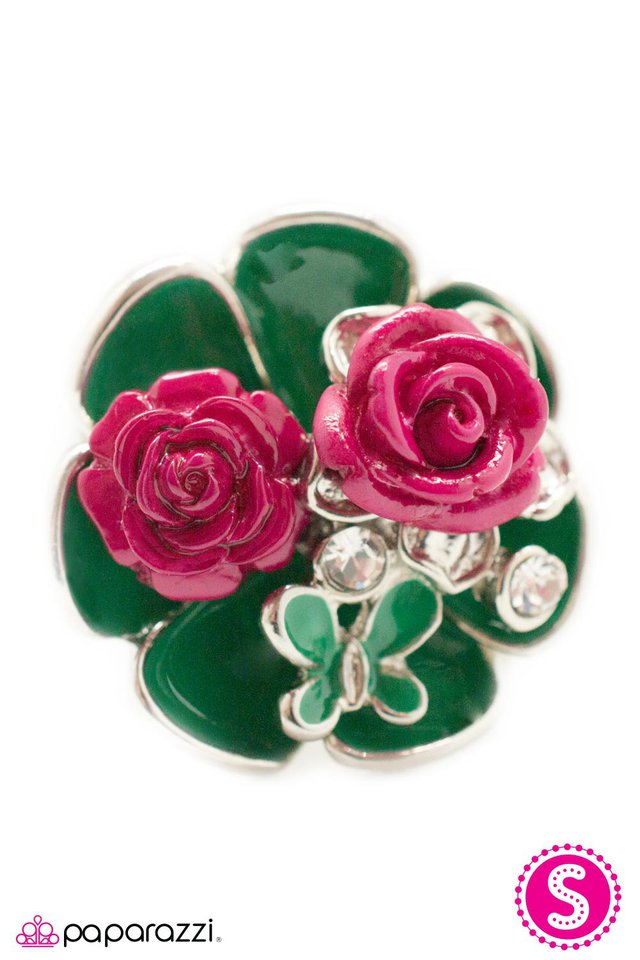 Paparazzi ♥ Lady of The Lake - Green ♥ Ring