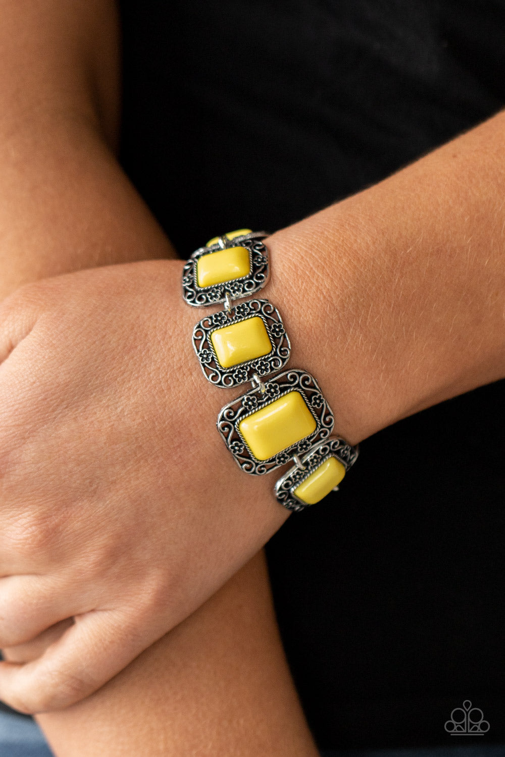 Paparazzi ♥ Retro Rodeo - Yellow ♥ Bracelet