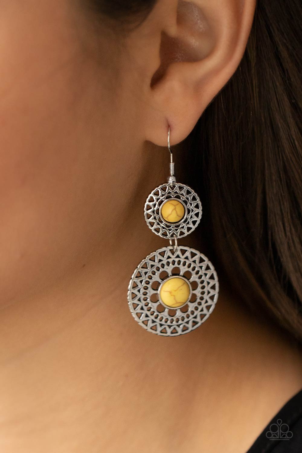 Paparazzi ♥ Sunny Sahara - Yellow ♥ Earrings