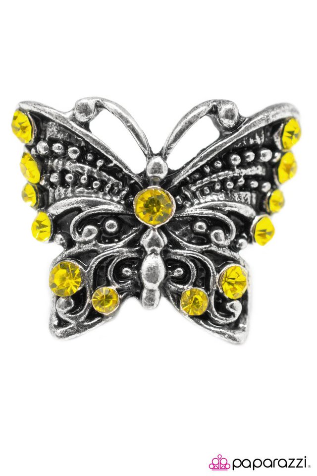 Paparazzi ♥ Once Upon A Fairy Tale - Yellow ♥ Ring