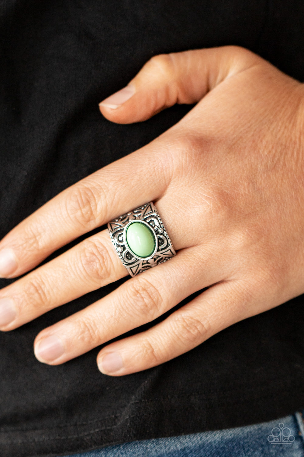 Paparazzi ♥ Bubbly Bonanza - Green ♥ Ring