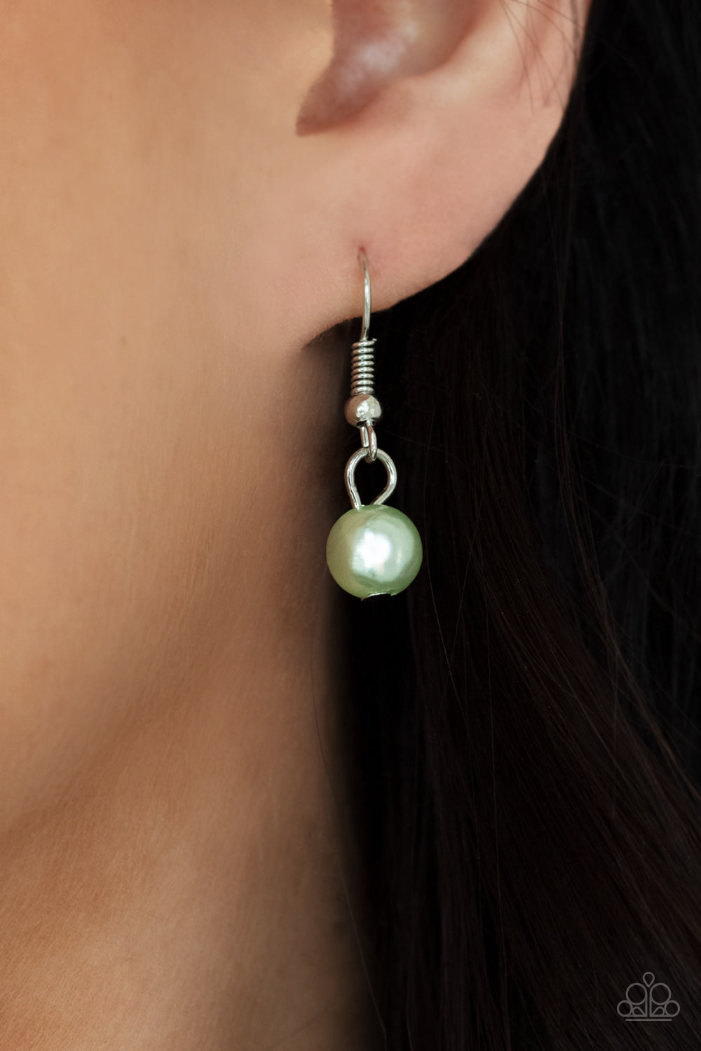 Paparazzi ♥ Parisian Princess - Green ♥ Necklace