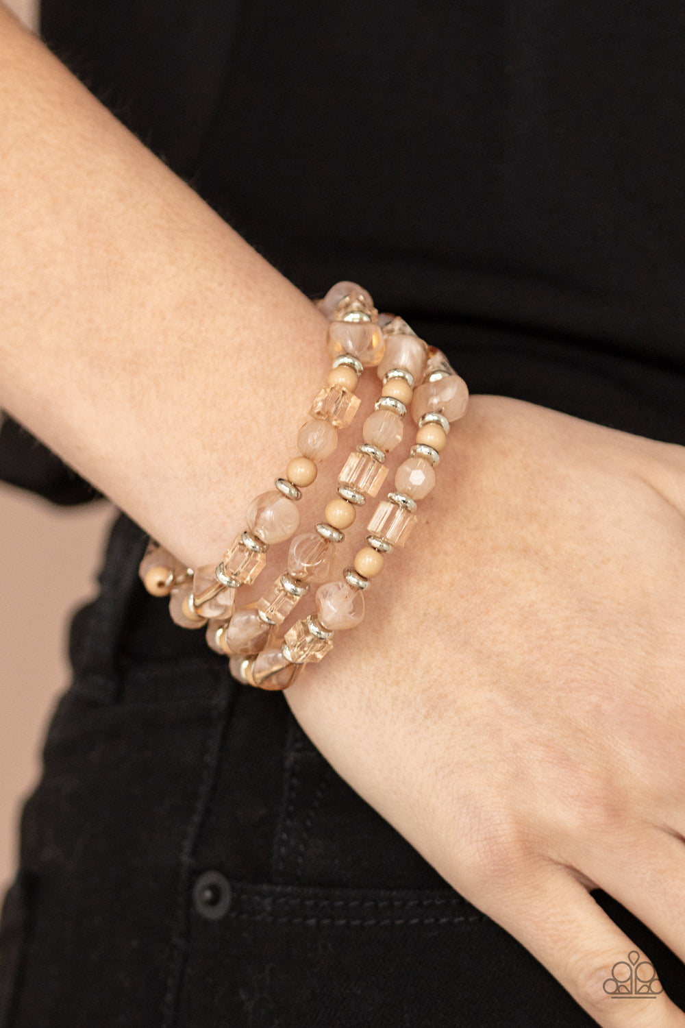 Paparazzi ♥ Girly Girl Glimmer - Brown ♥ Bracelet