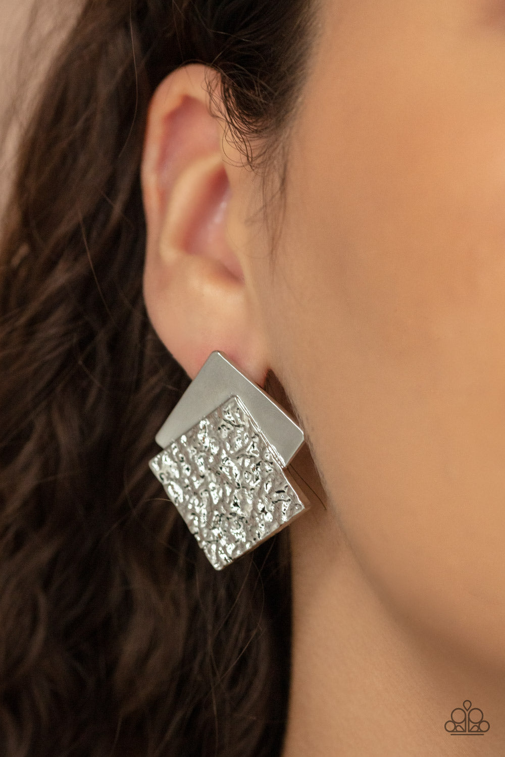 Paparazzi ♥ Square With Style - Silver ♥ Post Earrings