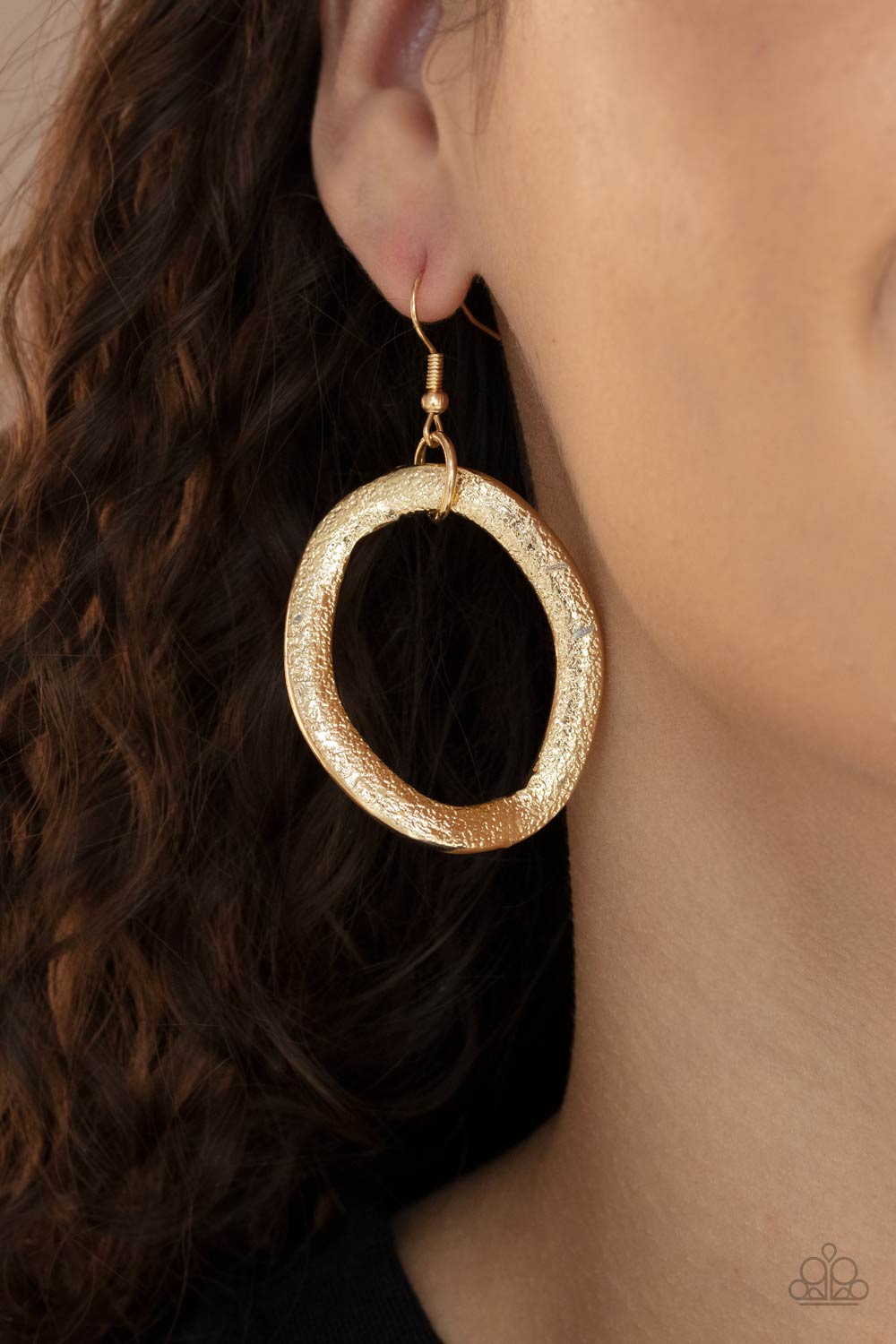 Paparazzi ♥ Industrial Intimidation - Gold ♥ Necklace